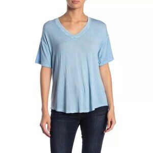 Abound Casual Nordstrom V Neck High Low Shirt Raw Hem Light Blue